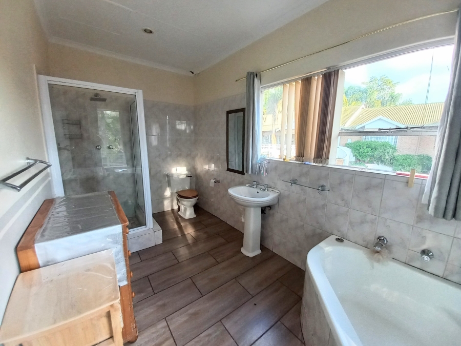 4 Bedroom Property for Sale in Cashan North West